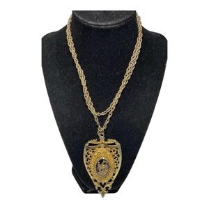 1950s Chinoiserie Intaglio Necklace Gold-Tone Filigree Pendant AC Co. 12KT GF